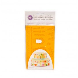 CAKE MOLDE FONDANT FIESTA INFANTI12,5CM.REF.526240